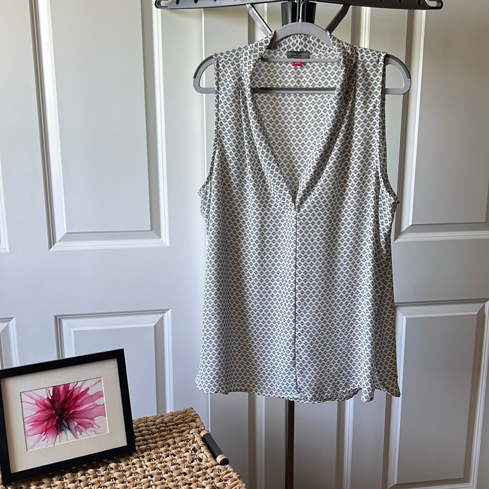 Vince Camino Women’s Sleeveless Blouse